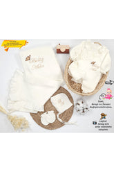 %100 Pamuk Organik 4Katlı Müslin Kumaş Bağcıklı Hastane Çıkış Seti(Kişiye Özgü İsimli Nakış Desenli)